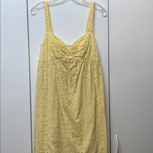 beautiful yellow sun dress!!